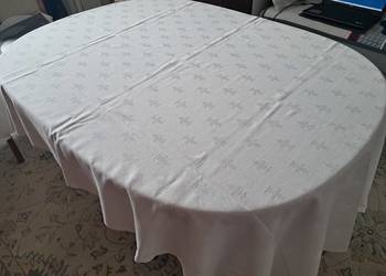 Obrus bawełniany biały z wzorkami, 208 x 133, do sprzedania