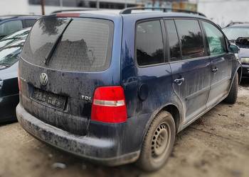 Volkswagen Touran lampy tylne lewa i prawa