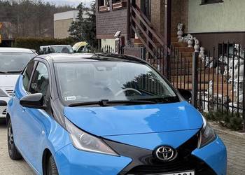 Toyota aygo 2015 climatronic dotykowy ekran kamera pierwszy właściciel