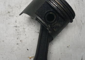 Tłok z korbowodem CHRYSLER 3.3 3.8 09104