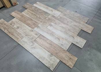 Płytki gresowe TIMBER 15,5X62 GAT 2