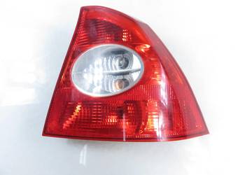 LAMPA PRAWA TYLNA FORD FOCUS II sedan 5M5113404B