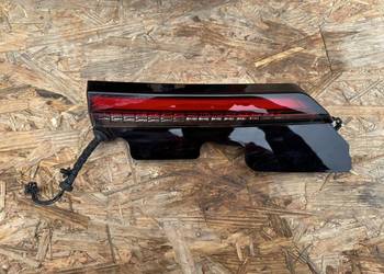 Lampa tył tylna prawa rh w klapę Volvo C40 32404488