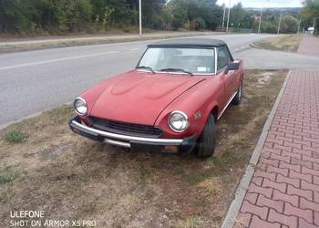 sprzedam fiata 124 cabrio