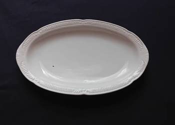 Biały półmisek Chodzież, fason Szczecin. Sygn. z okr. 1949-IX 1964. Biały półmisek Chodzież, fason Szczecin. Sygn. z okr. 1949-IX 1964.