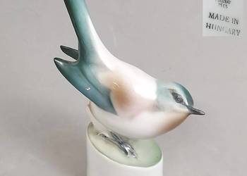Ptak Sikorka modra porcelana  Zsolnay Węgry lata 50/ 60te  wys.13cm