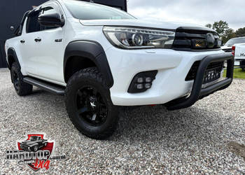 Poszerzenia Nadkoli Błotników Czarne Toyota Hilux 2020-2025