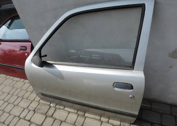 FIAT SEICENTO DRZWI LEWE PRZEDNIE KOLOR 647
