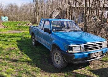 Mazda b2500 pickup