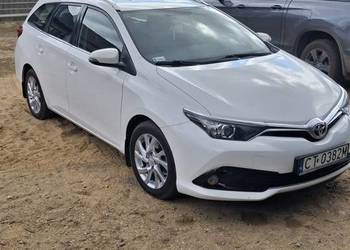 2015 Toyota Auris