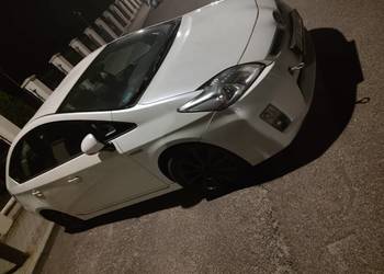 Toyota Prius III hybryda +lpg