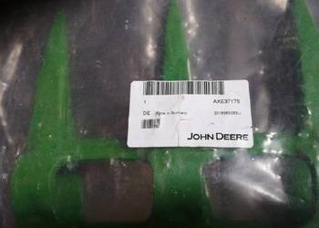 AXE37175  John Deere bagnet potrójny original JD