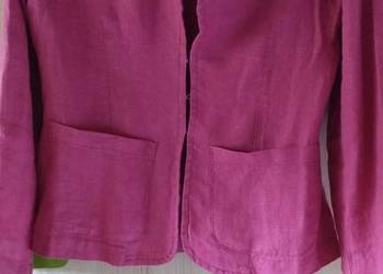 Żakiet damski w kolorze amarantowym . Żakiet damski w kolorze amarantowym .