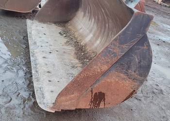 Łyżka do ładowarki szer.2400 duży BM Volvo liebherr cat