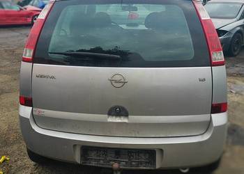 Opel Meriva zderzak tył