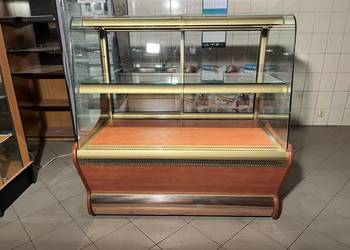 Lada witryna cukiernicza