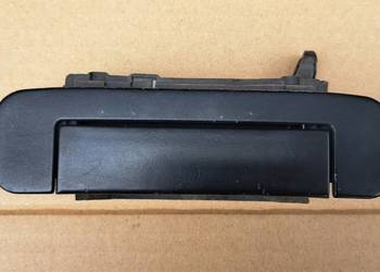 Klamka zewnętrzna tylna lewa 4A0839205D Audi 80 A4 B5 A6 C4