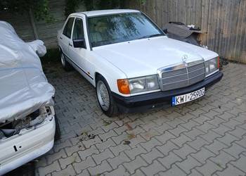 Mercedes 190e 2.0 benzyna,  w201 z klimatyzacja, z Włoch bez rdzy