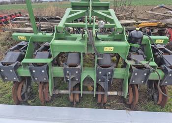 Agregat do uprawy bezorkowej strip till