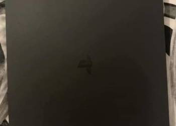 Sprzedam konsole ps4