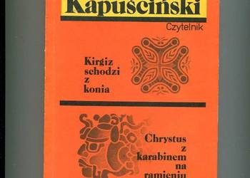 Kirgiz schodzi z konia Chrystus z karabinem na ramieniu