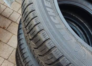 Sprzedam używane opony MICHELIN 4 szt – całoroczne. 225/50 R17.
