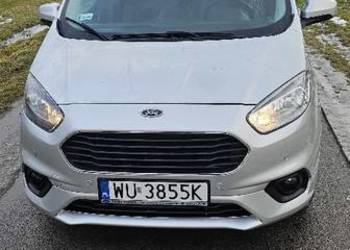 Ford tourneo courier 2020 rok