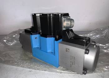 Eaton KBDG4V 5 2C70N Z M1 PE7H7 11 Proportional Valve