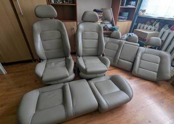 Komplet białe fotele skórzane elektryczne SEAT Toledo II 2 Golf IV 4