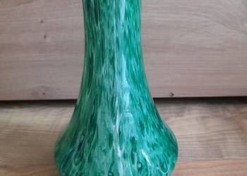 Stylowy wazon wykonany  z ciężkiego szkła Bohemia