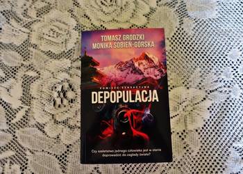 Tomasz Grodzki, Monika Sobień - Górska "Depopulacja".