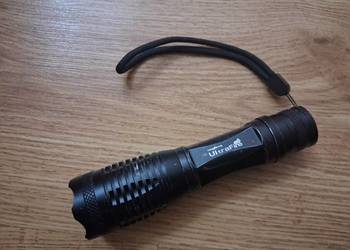 Latarka taktyczna UltraFire ZOOM CREE XML T6 1200 lm