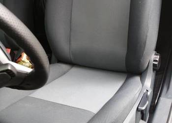Ford fiesta mk7 - 2 fotele przednie stan idealny