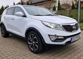 Kia Sportage 2.0 CRDI 2013r Xenony Navi Skóra Panorama Kamera Keyless Go