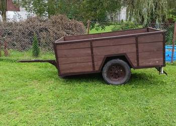 Przyczepa dwukołowa do ciągnika