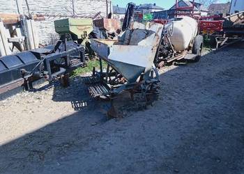 Sadzarka dwurzędowa czerpakowa