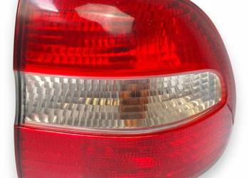 LAMPA PRAWA Volvo V40 I LIFT 1999-2004 tylna tylnia prawy tył