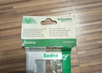 ramka potrójna Schneider sedna