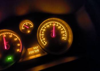 Opel Zafira 1.8 benzyna + LPG -- 203 000 km historia przebiegu potwierdzona