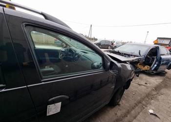 DRZWI PRAWE PRZÓD DACIA LOGAN NV676 DRZWI PRAWE PRZÓD DACIA LOGAN NV676