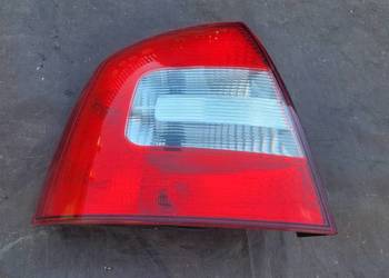 SKODA OCTAVIA 2 II LIFT LAMPA LEWA TYŁ TYLNA 1Z5945095B / 848