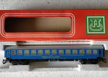 Wagon osobowy WARS PKP jasno-niebieski BTTB