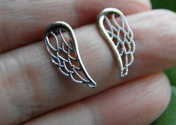 Śliczne kolczyki skrzydełka srebro 925