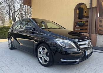 Mercedes Benz klasa b 180 cdi 2012 zadbany