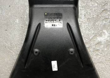 Tworzywo deflektora John Deere X350R - Baras
