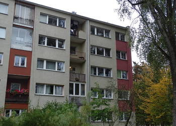 Bezpośrednio, 3 pokoje, nowe instalacje, widna kuchnia