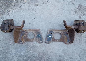 Audi 80 B4 2.6 2.8 V6 Wieszak Uchwyt Wspornik tłumika 8A0253461D 8A0253462D