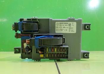 OPEL COMBO D 1.3 CDTI 16r L1H1 skrzynka bezpiecznikow 00520158930