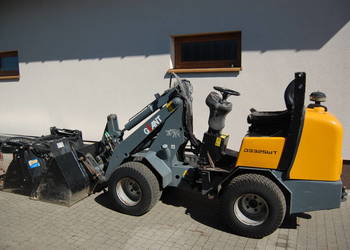 Miniładowarka Giant D332 Knikmops Weidemann Schaffer Striegel Jcb