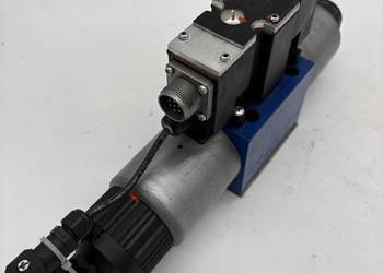 Rexroth 4WREE10W75 - 23 / G24K31 / A1V R900927233 Proportional Valve